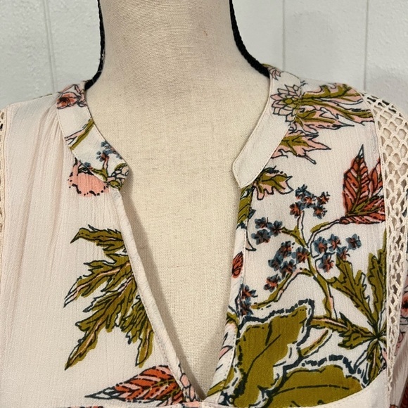 Anthropology RD + KoKo boho women’s cream and floral peasant design blouse - Picture 5 of 10